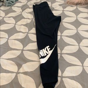 Nike high rise 7/8 black leggings